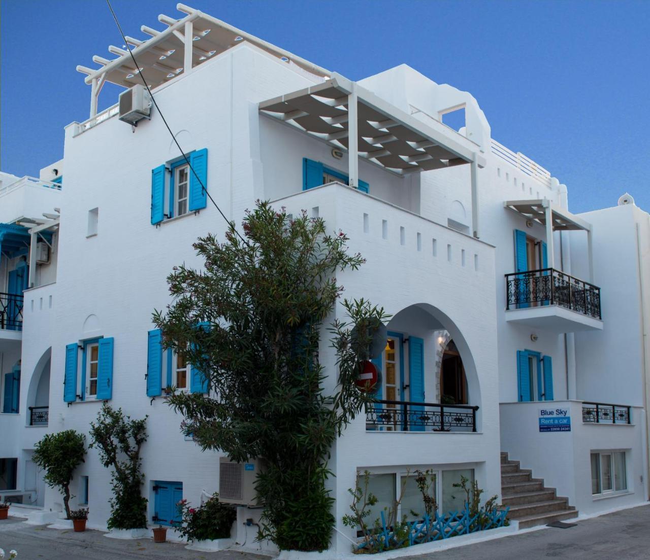 Blue Sky Summer Naxos City Extérieur photo